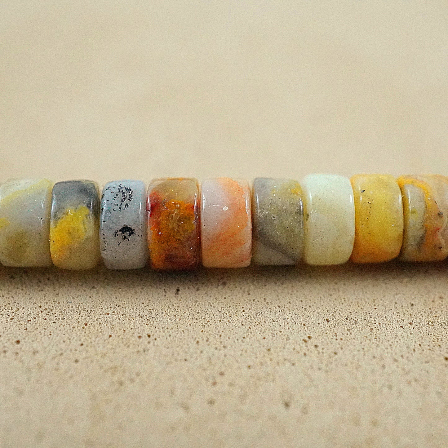 Crazy Lace Agate (Heishe)(Smooth)(4mm)(15"Strand)