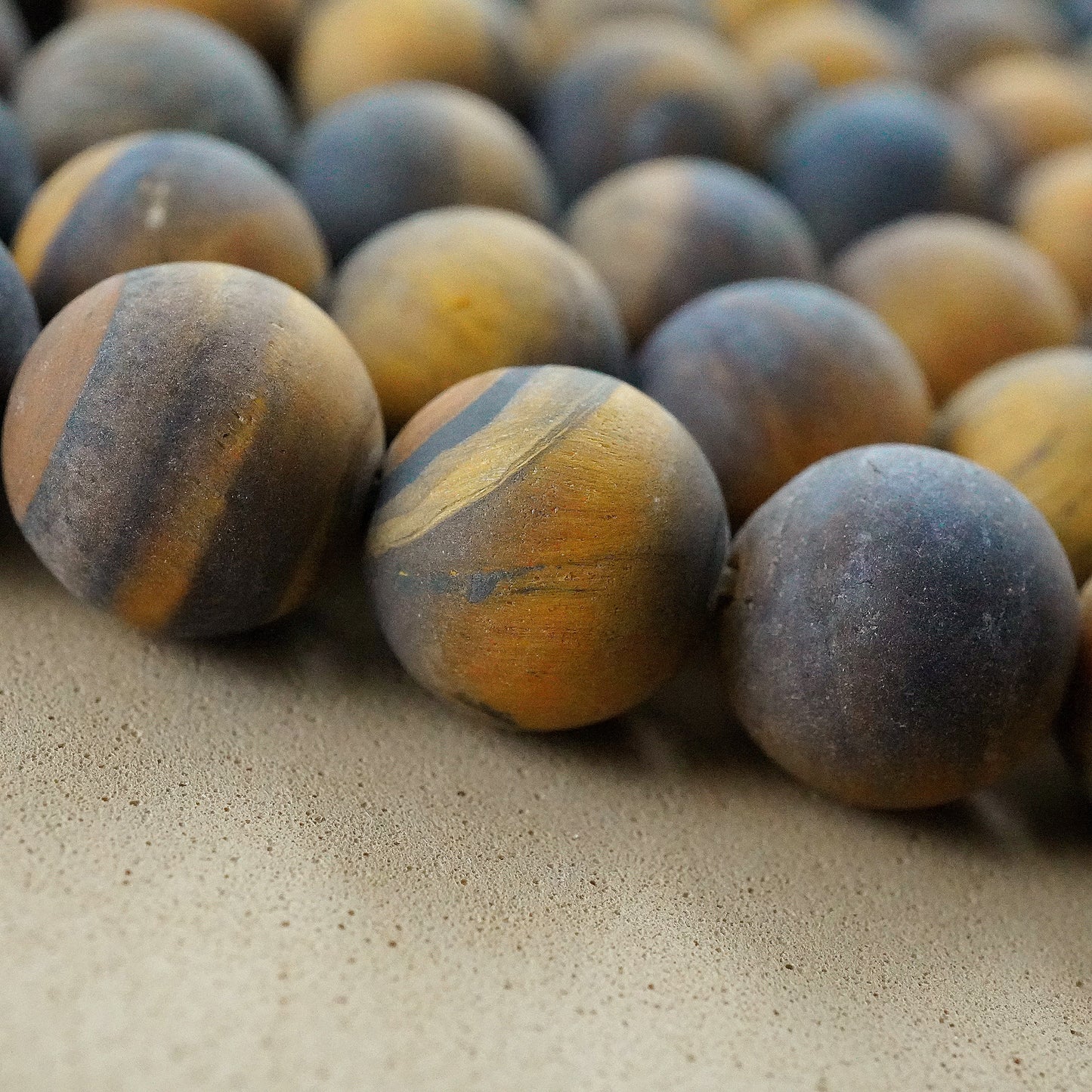 Tiger Eye (Round)(Matte)(4mm)(6mm)(8mm)(10mm)(12mm)(16"Strand)