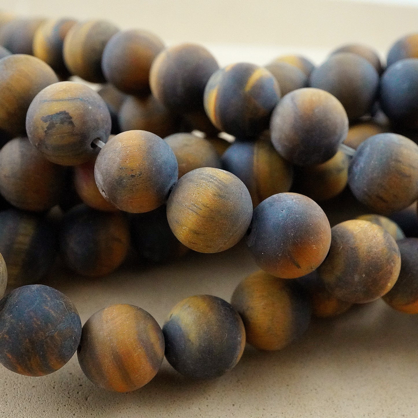 Tiger Eye (Round)(Matte)(4mm)(6mm)(8mm)(10mm)(12mm)(16"Strand)