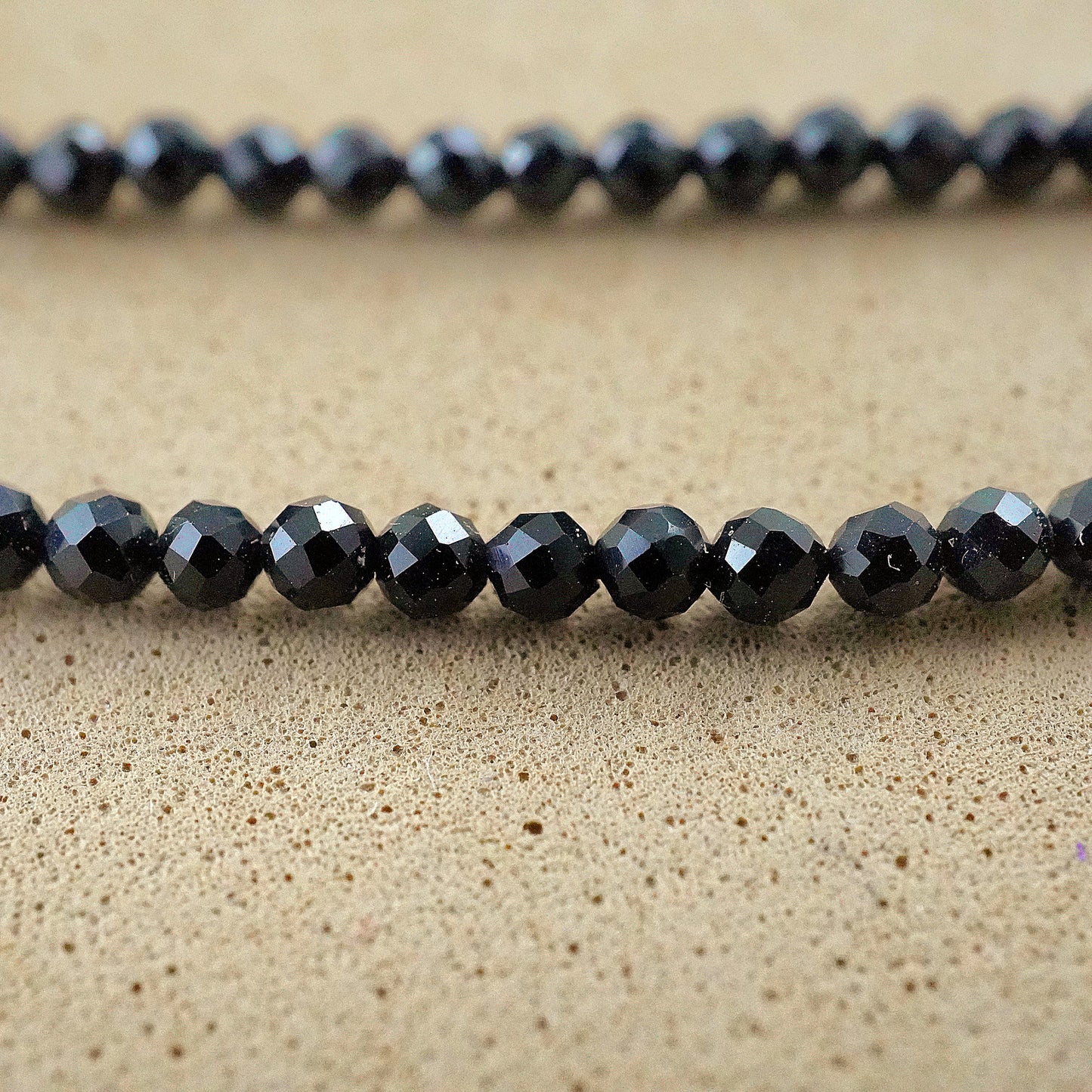 Black Spinel (Round)(Micro)(Faceted)(2mm)(15"Strand)