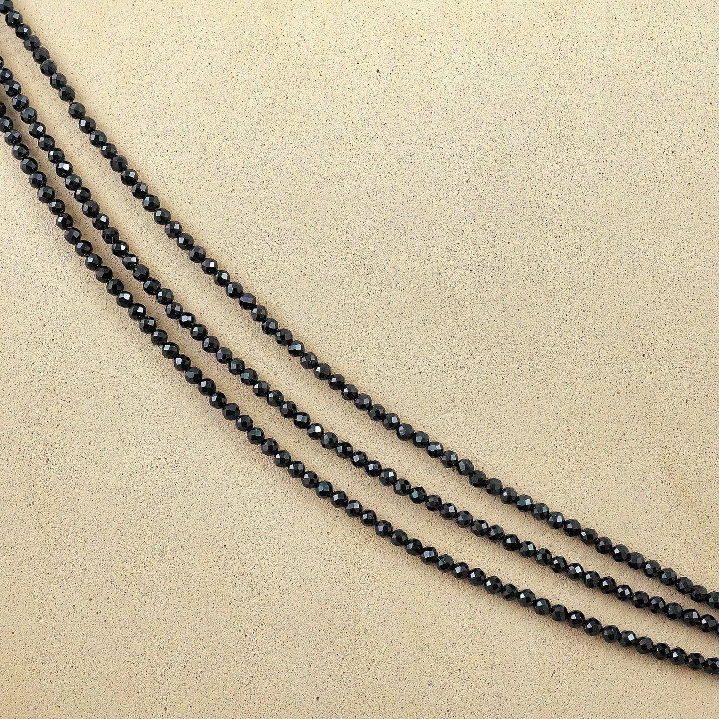 Black Spinel (Round)(Micro)(Faceted)(2mm)(15"Strand)