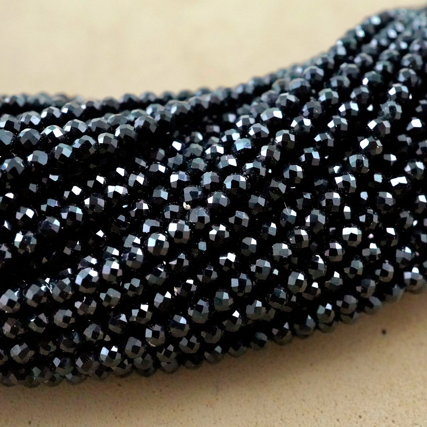 Black Spinel (Round)(Micro)(Faceted)(2mm)(15"Strand)