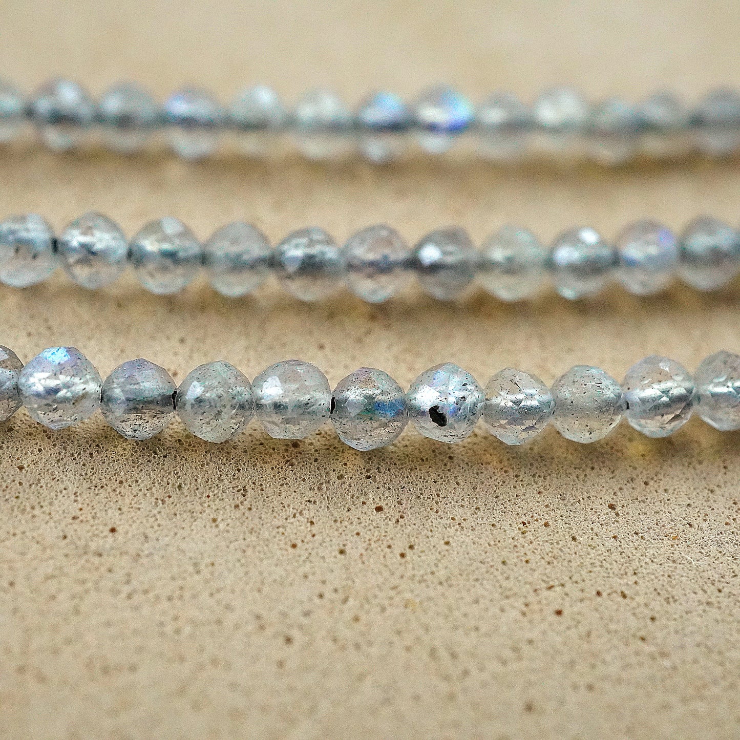 Labradorite (Round)(Micro)(Faceted)(2.5mm)(15"Strand)