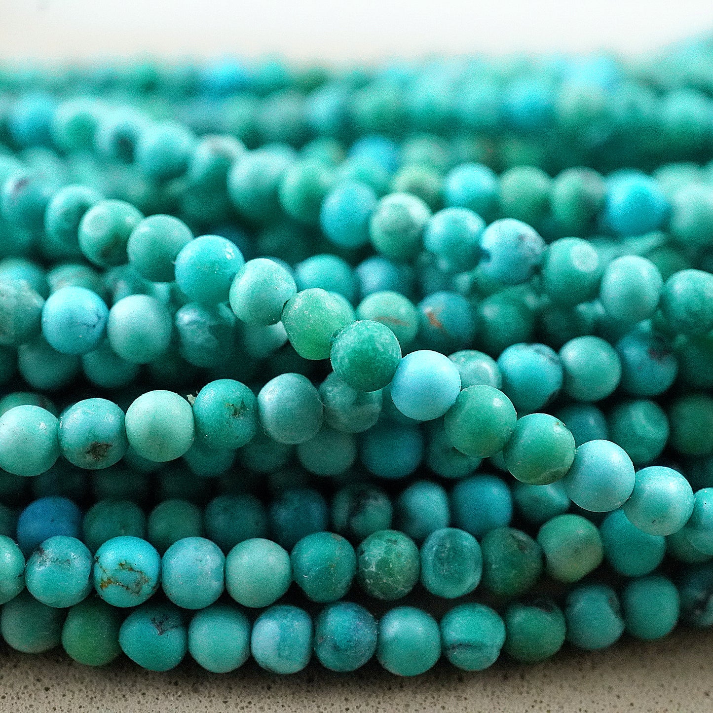 Turquoise (Round)(Smooth)(High Grade)(2mm)(15"Strand)