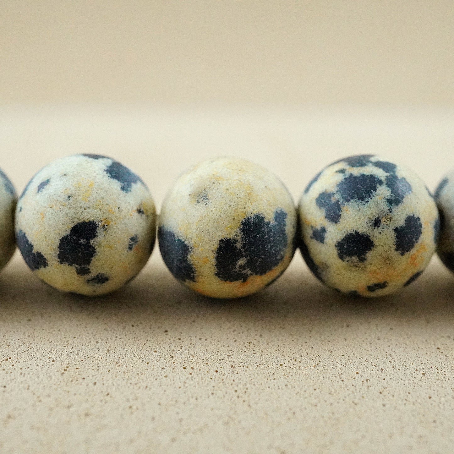 Dalmatian Jasper (Round)(Matte)(4mm)(6mm)(8mm)(10mm)(12mm)(16"Strand)