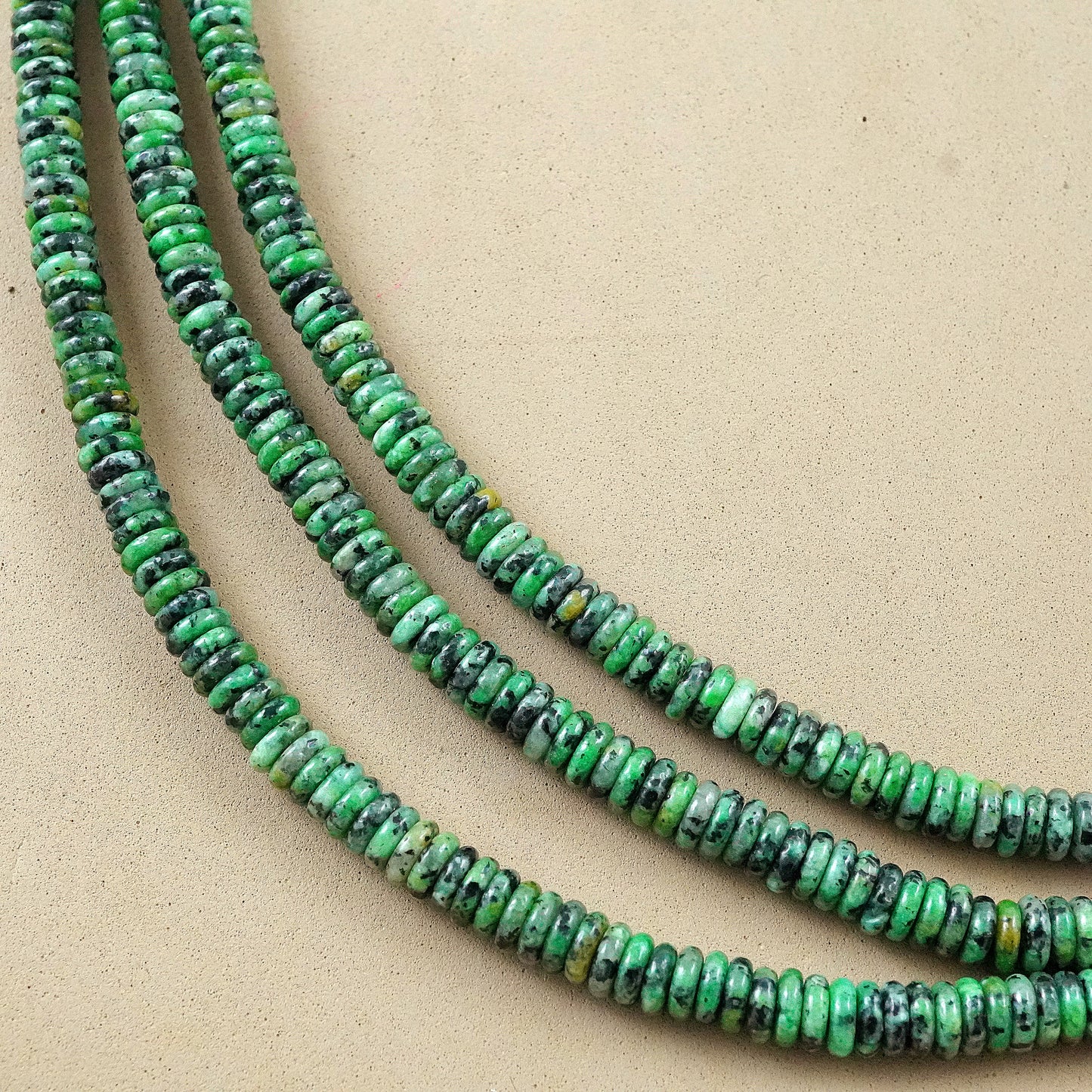 Zoisite (Rondelle)(Smooth)(6mmx2mm)(15.5"Strand)