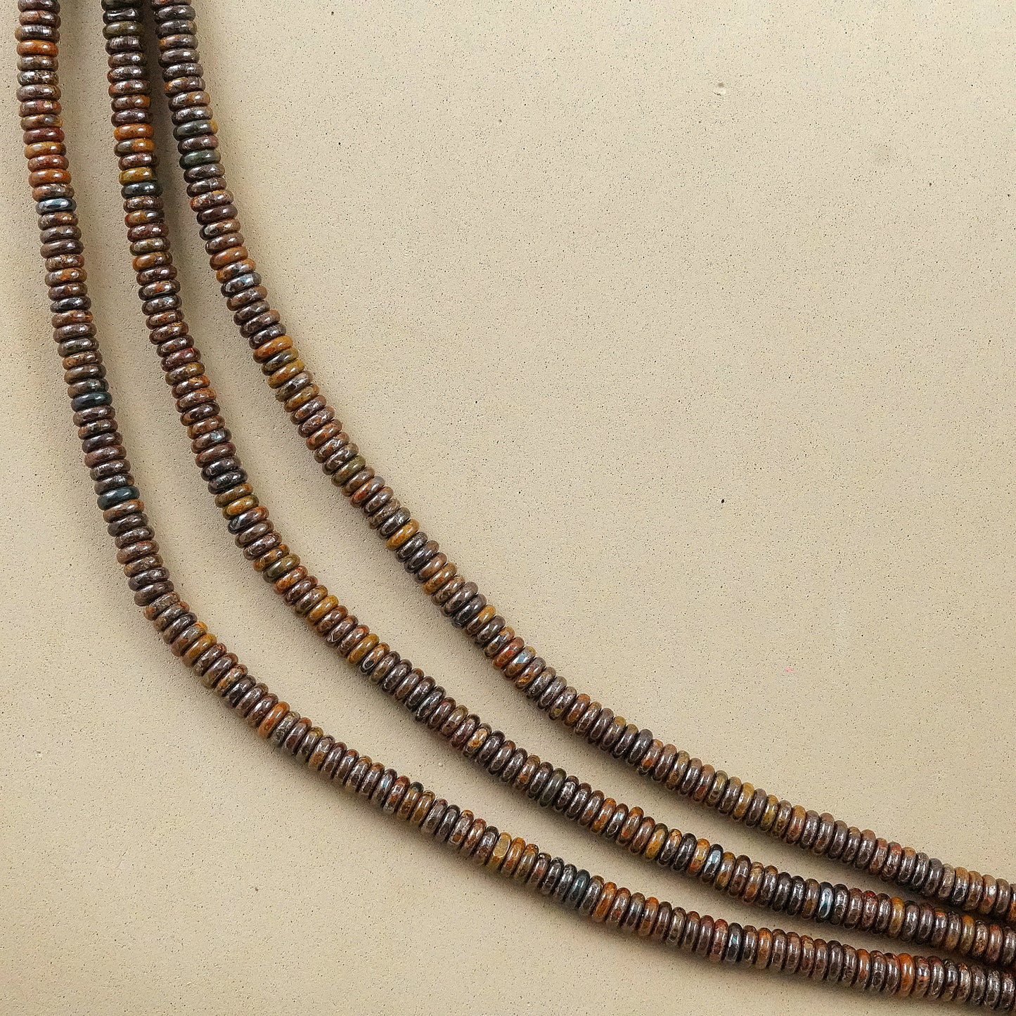Bronzite (Rondelle)(Smooth)(6mmx2mm)(15.5"Strand)