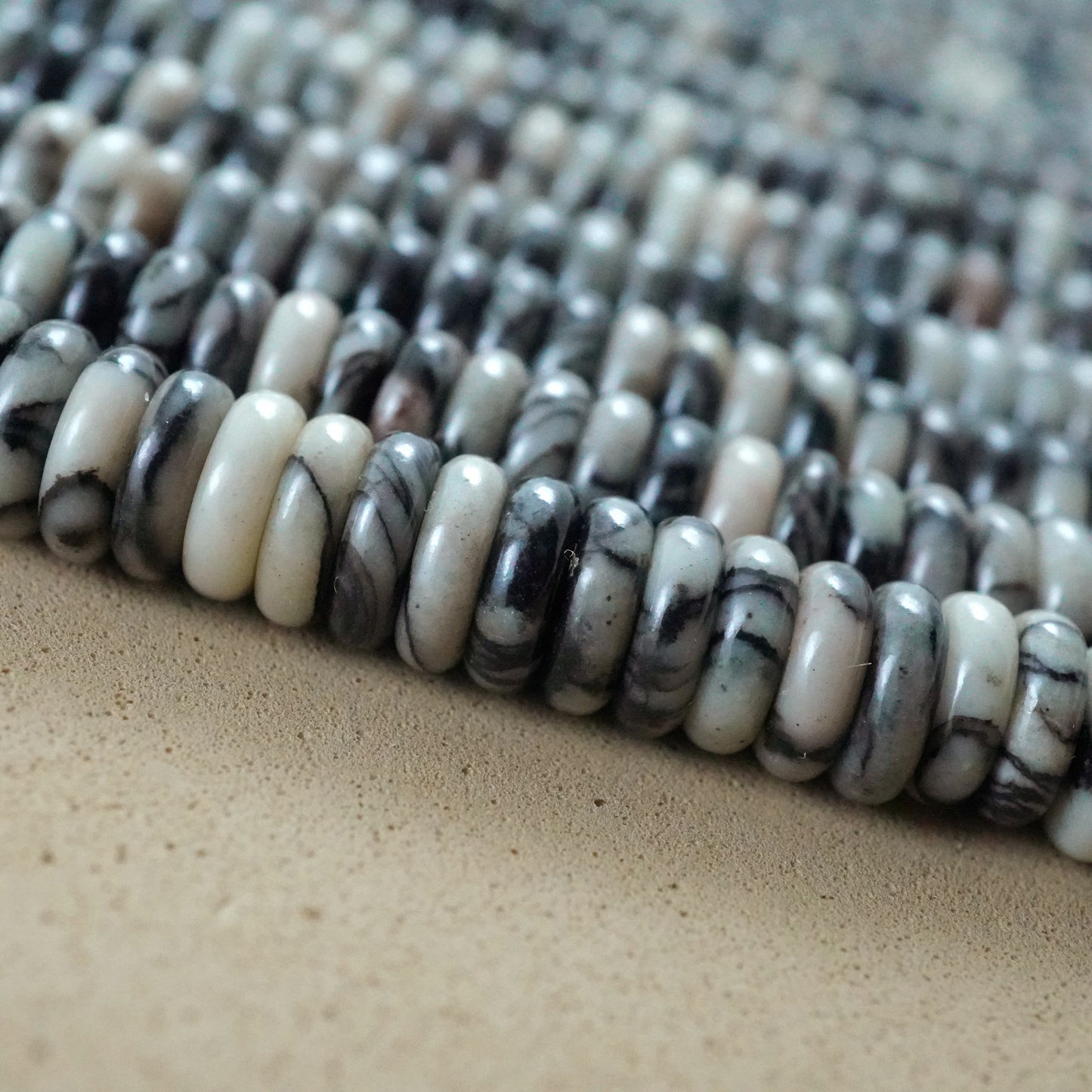 Spider Web Jasper (Rondelle)(Smooth)(6mmx2mm)(15.5"Strand)
