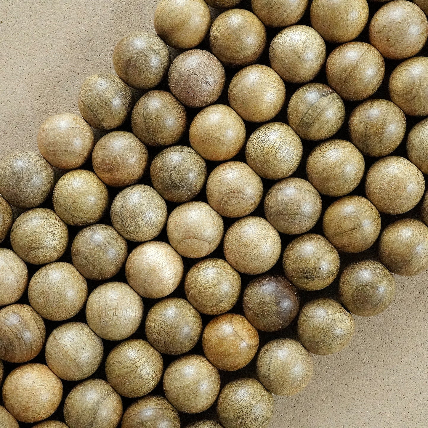 Tugas Wood (Round)(Smooth)(6mm)(8mm)(10mm)(16"Strand)