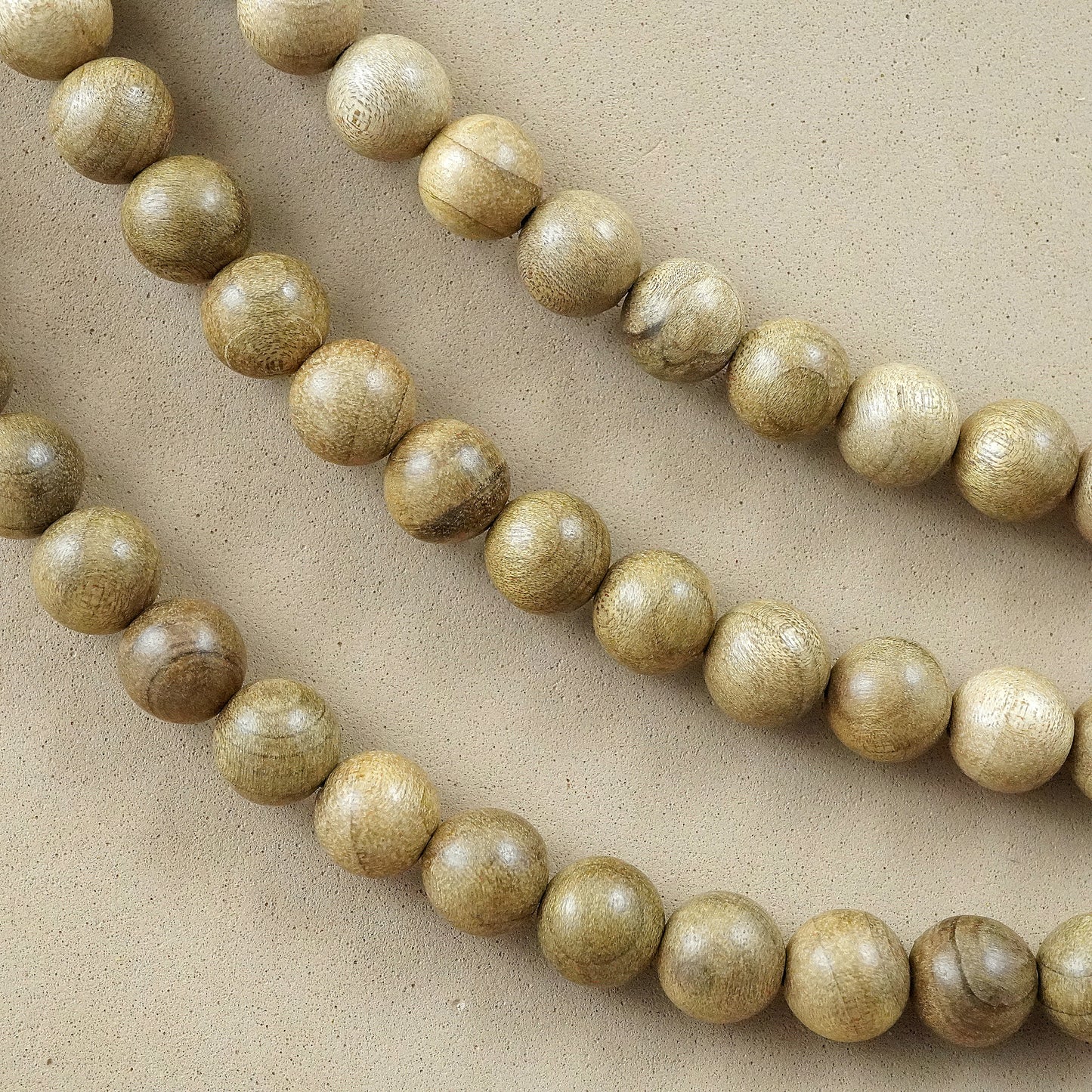 Tugas Wood (Round)(Smooth)(6mm)(8mm)(10mm)(16"Strand)