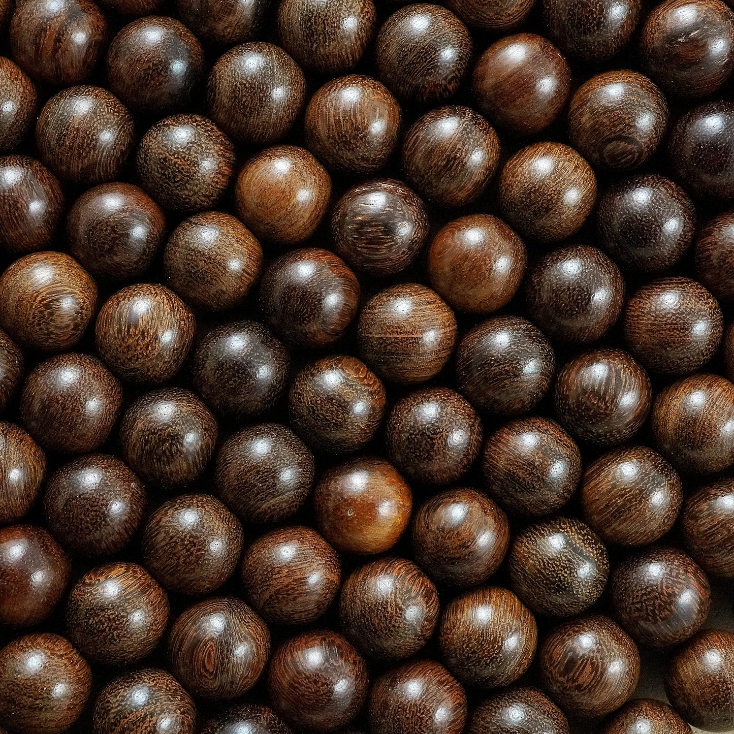 Madre de Cacao Wood (Round)(Smooth)(6mm)(8mm)(10mm)(12mm)(16"Strand)