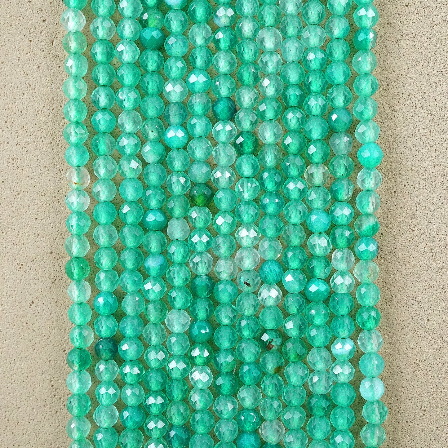 Green Agate (Round)(Micro)(Faceted)(Dyed)(2mm)(15"Strand)