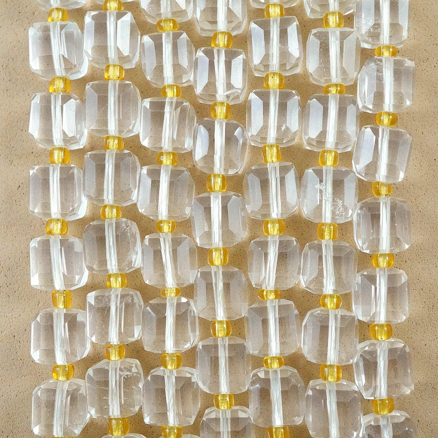 Quartz (Cube)(Faceted)(8mm)(15"Strand)