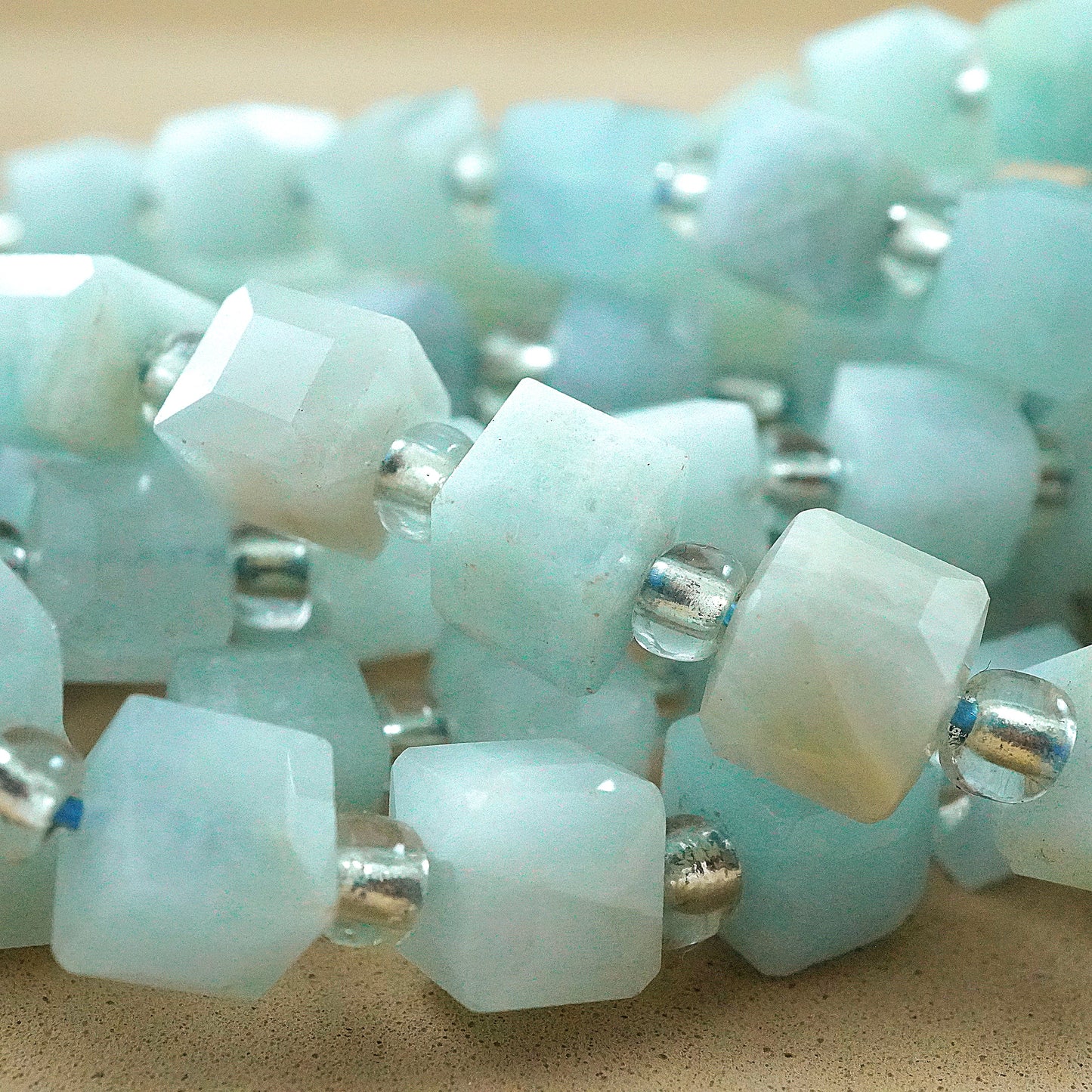 Aquamarine (Cube)(Faceted)(8mm)(15"Strand)