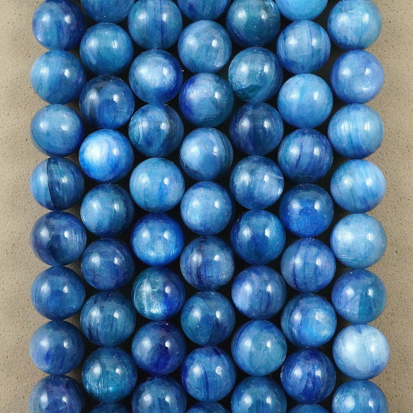 Kyanite (Round)(Smooth)(Blue)(6mm)(8mm)(10mm)(16"Strand)
