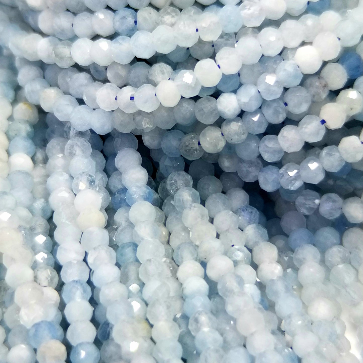 Aquamarine (Rondelle)(Micro)(Faceted)(4x3mm)(16"Strand)