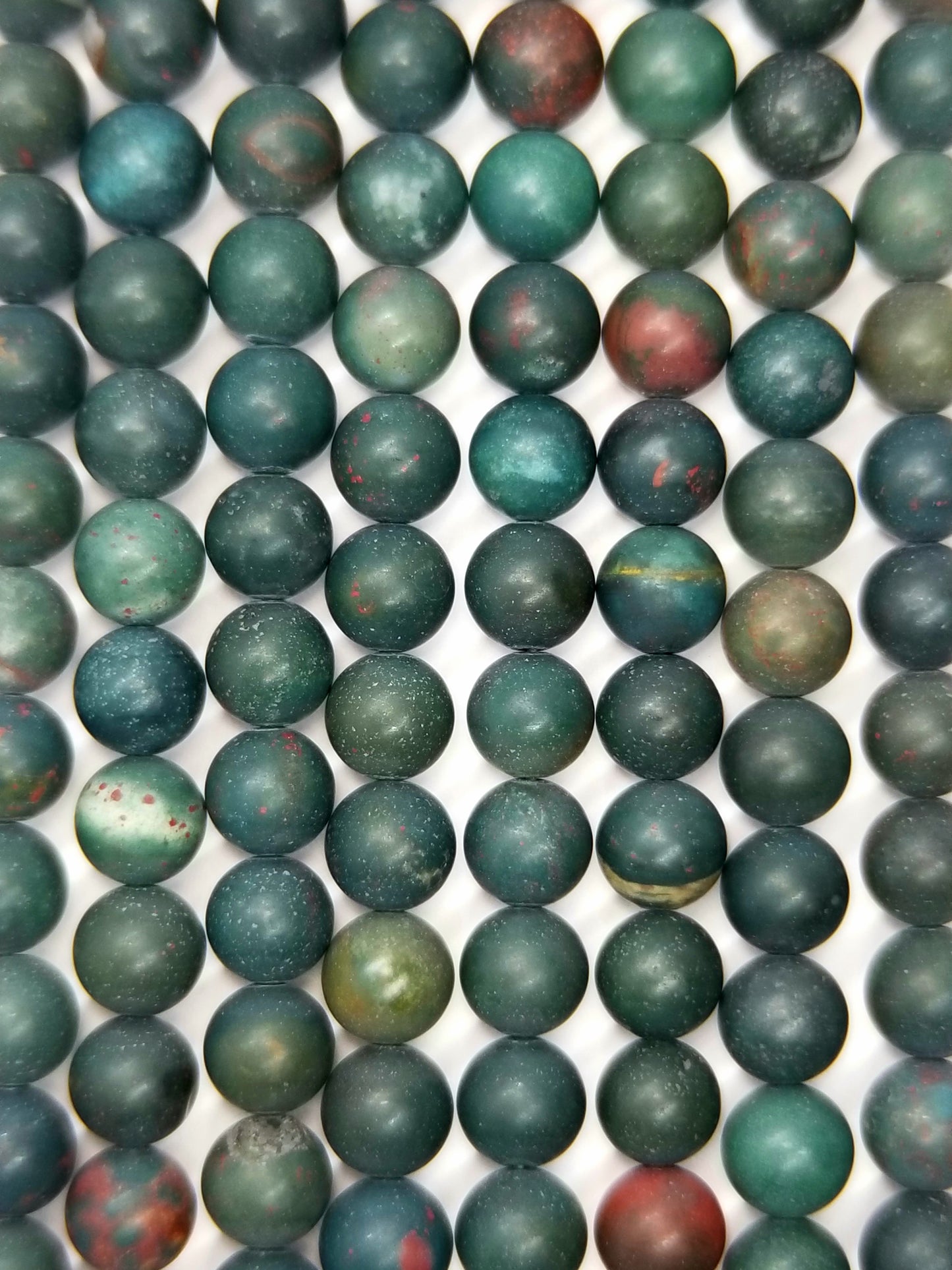 Blood Stone (Round)(Matte)(16"Strand)