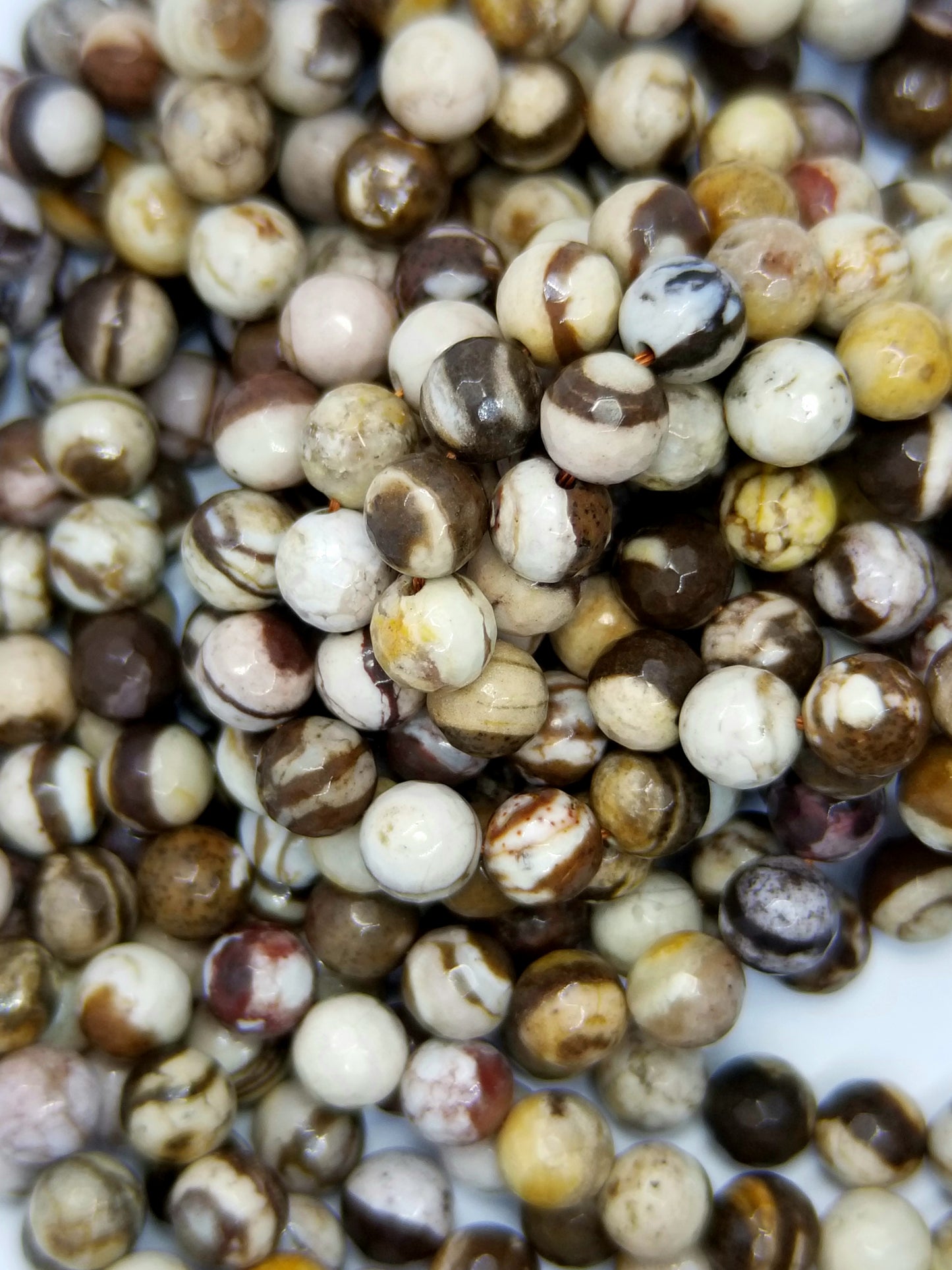 Brown Zebra Jasper (Round)(Faceted)(16"Strand)