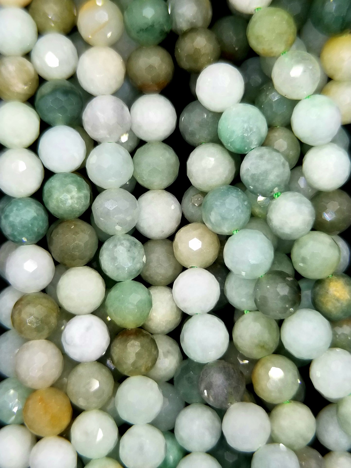 Burmese Jade (Round)(Faceted)(16"Strand)