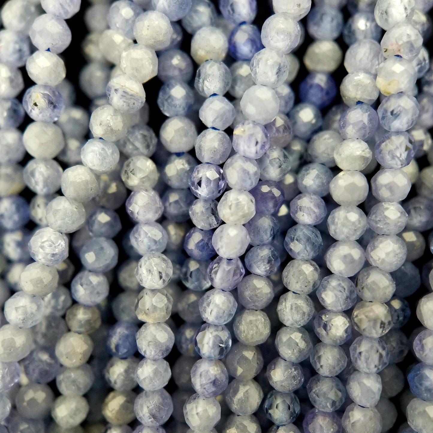Tanzanite (Round)(Micro)(Faceted)(2mm)(15.5"Strand)
