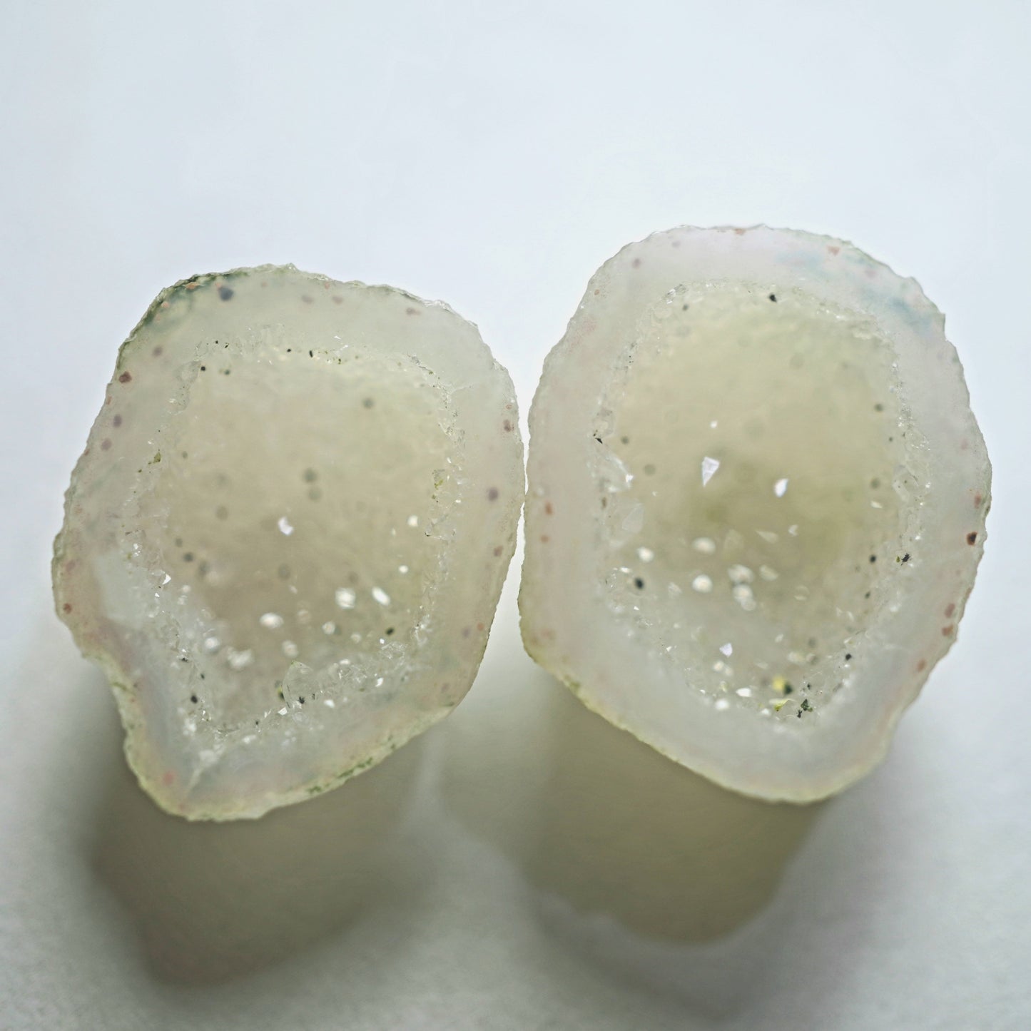 Small Geodes