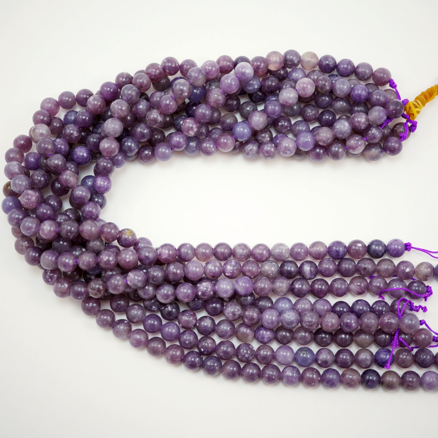 Lepidolite (Round)(Smooth)(4mm)(6mm)(8mm)(10mm)(16"Strand)