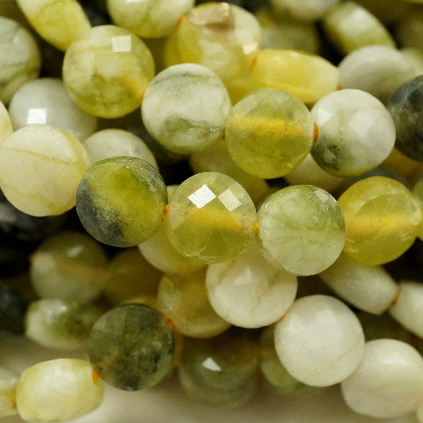Lemon Jade (Coin)(Micro)(Faceted)(6×4mm)(15"Strand)