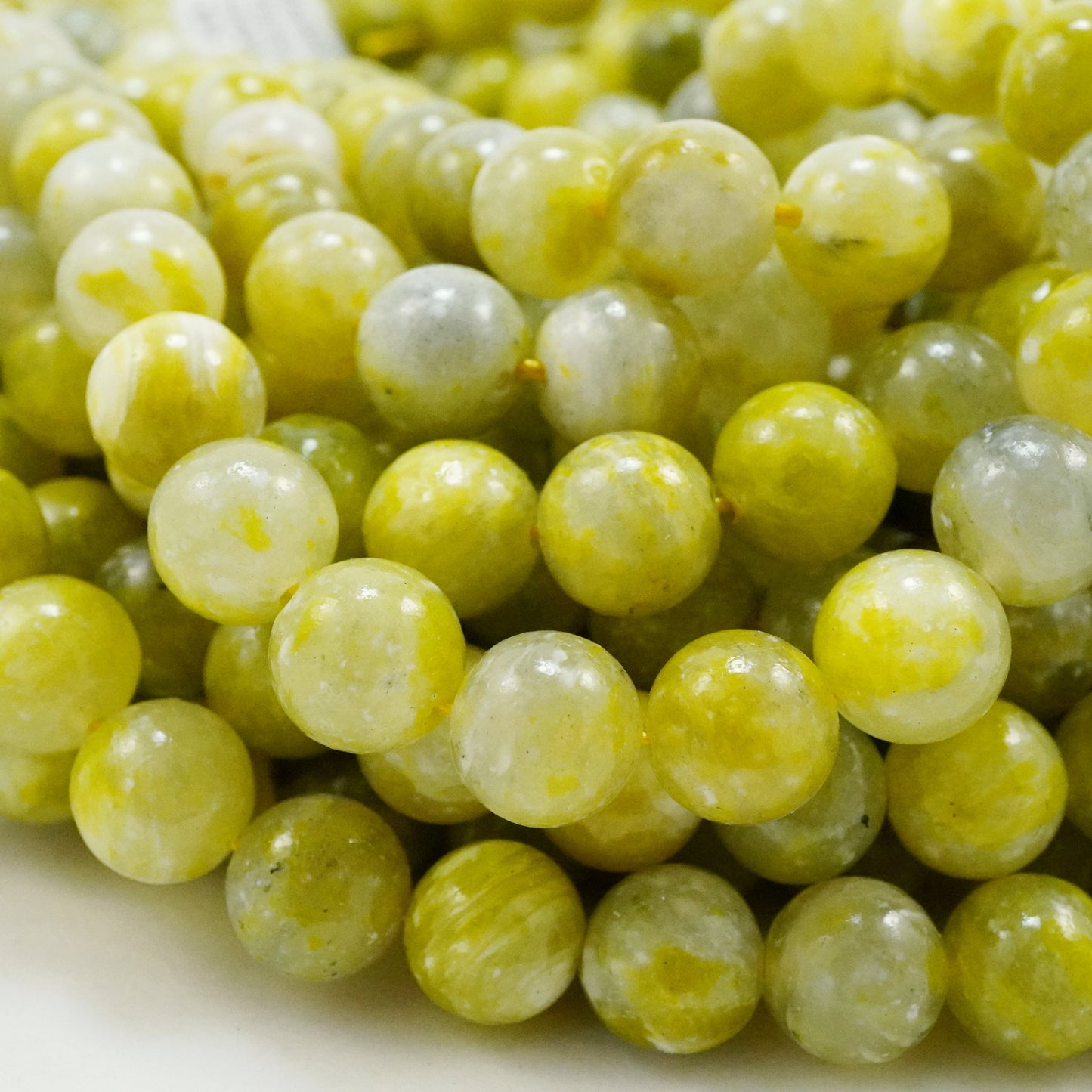 Yellow Serpentine (Round)(Smooth)(6mm)(8mm)(10mm)(16"Strand)