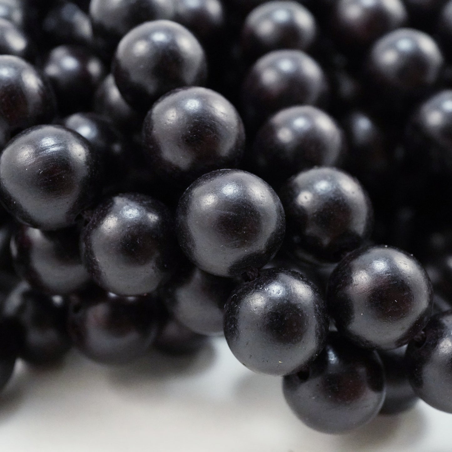 Ebony Wood (Round)(Smooth)(6mm)(8mm)(10mm)(12mm)(16"Strand)