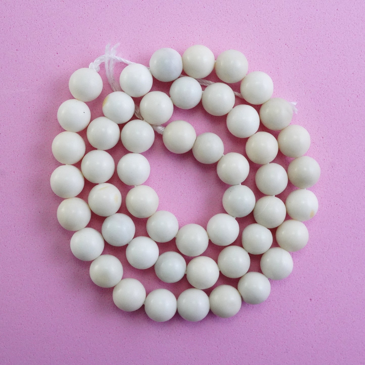 Bamboo Coral (Round)(Smooth)(8mm)(16"Strand)