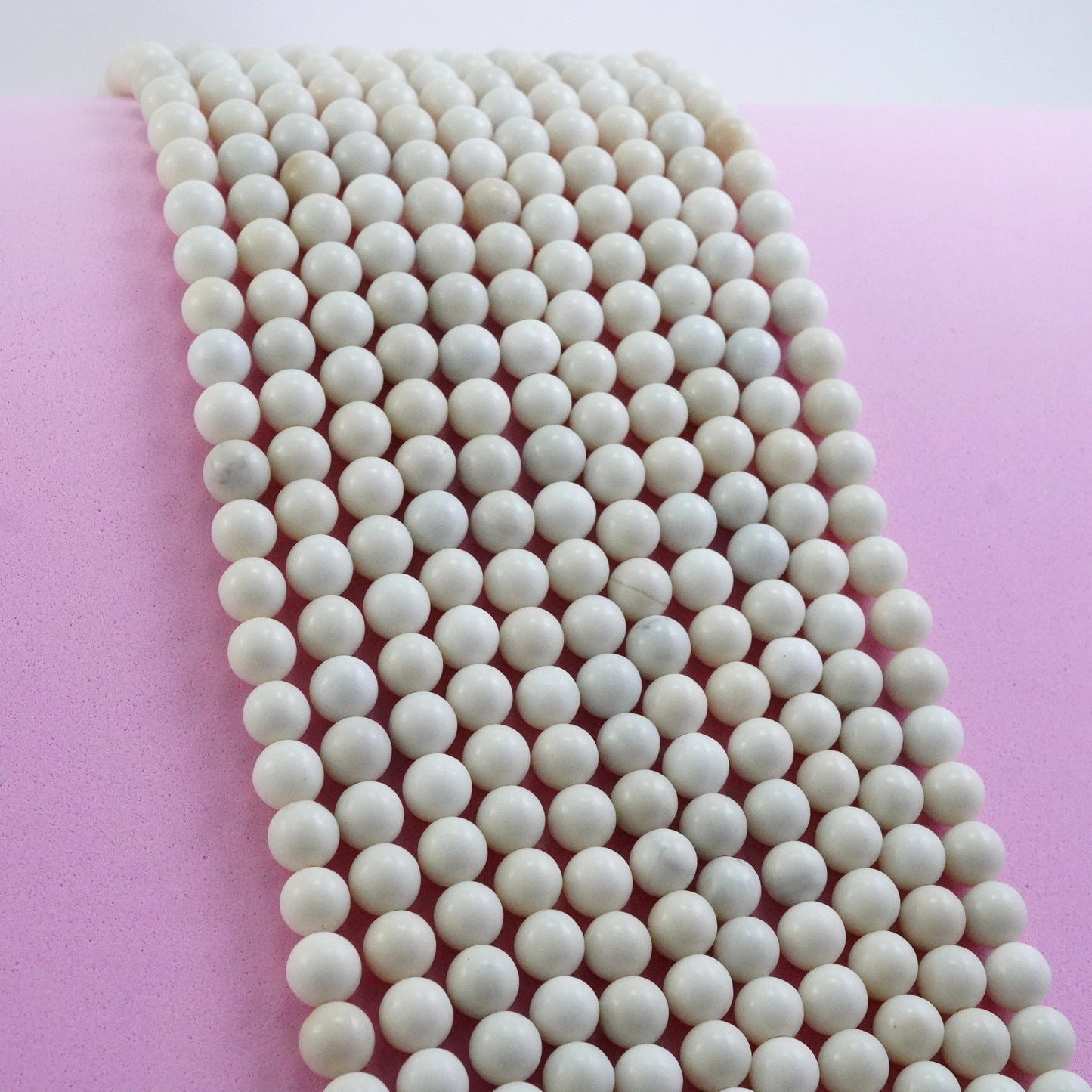 Bamboo Coral (Round)(Smooth)(8mm)(16"Strand)