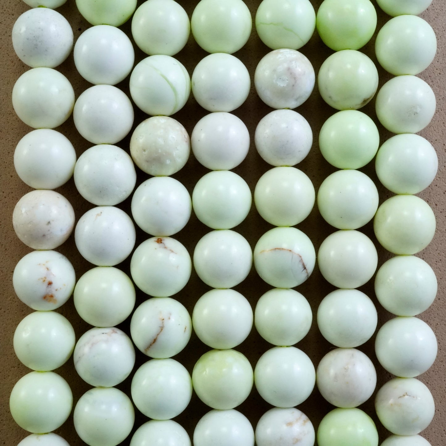 Lemon Chrysoprase (Round)(Smooth)(6mm)(8mm)(10mm)(16"Strand)