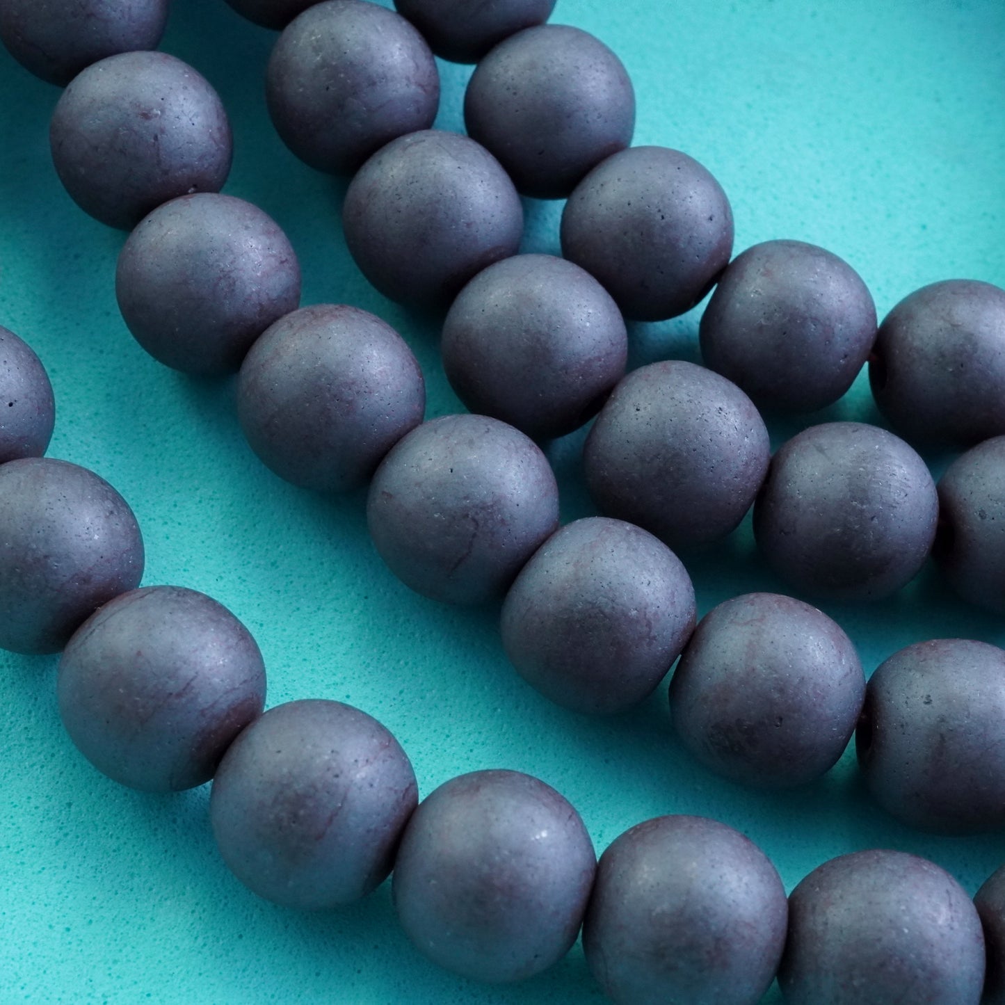 Hematite (Round)(Matte)(4mm)(6mm)(8mm)(10mm)(16"Strand)