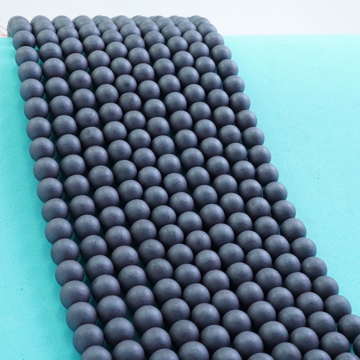 Hematite (Round)(Matte)(4mm)(6mm)(8mm)(10mm)(16"Strand)
