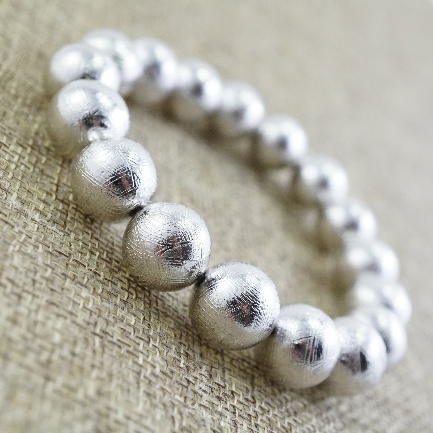 Muonionalusta Meteorite (Round)(Smooth)(8mm)(10mm)(12mm)