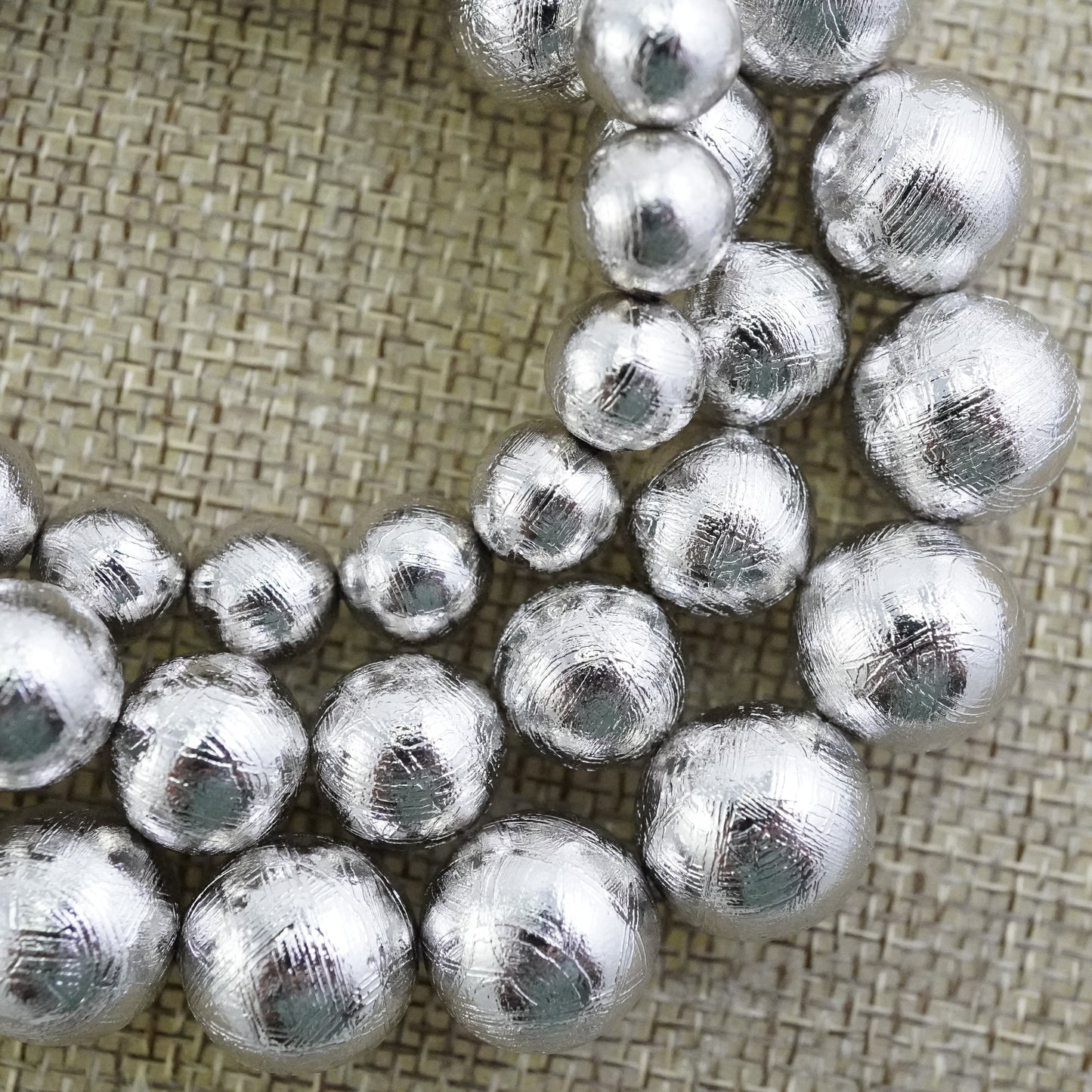 Muonionalusta Meteorite (Round)(Smooth)(8mm)(10mm)(12mm)