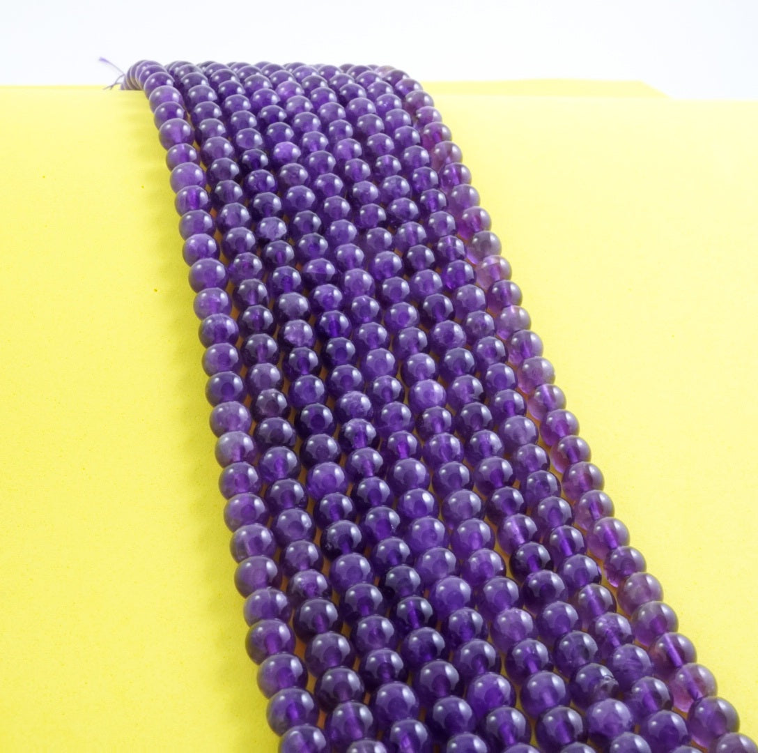 Amethyst (Round)(Smooth)(4mm)(6mm)(8mm)(10mm)(12mm)(16"Strand)