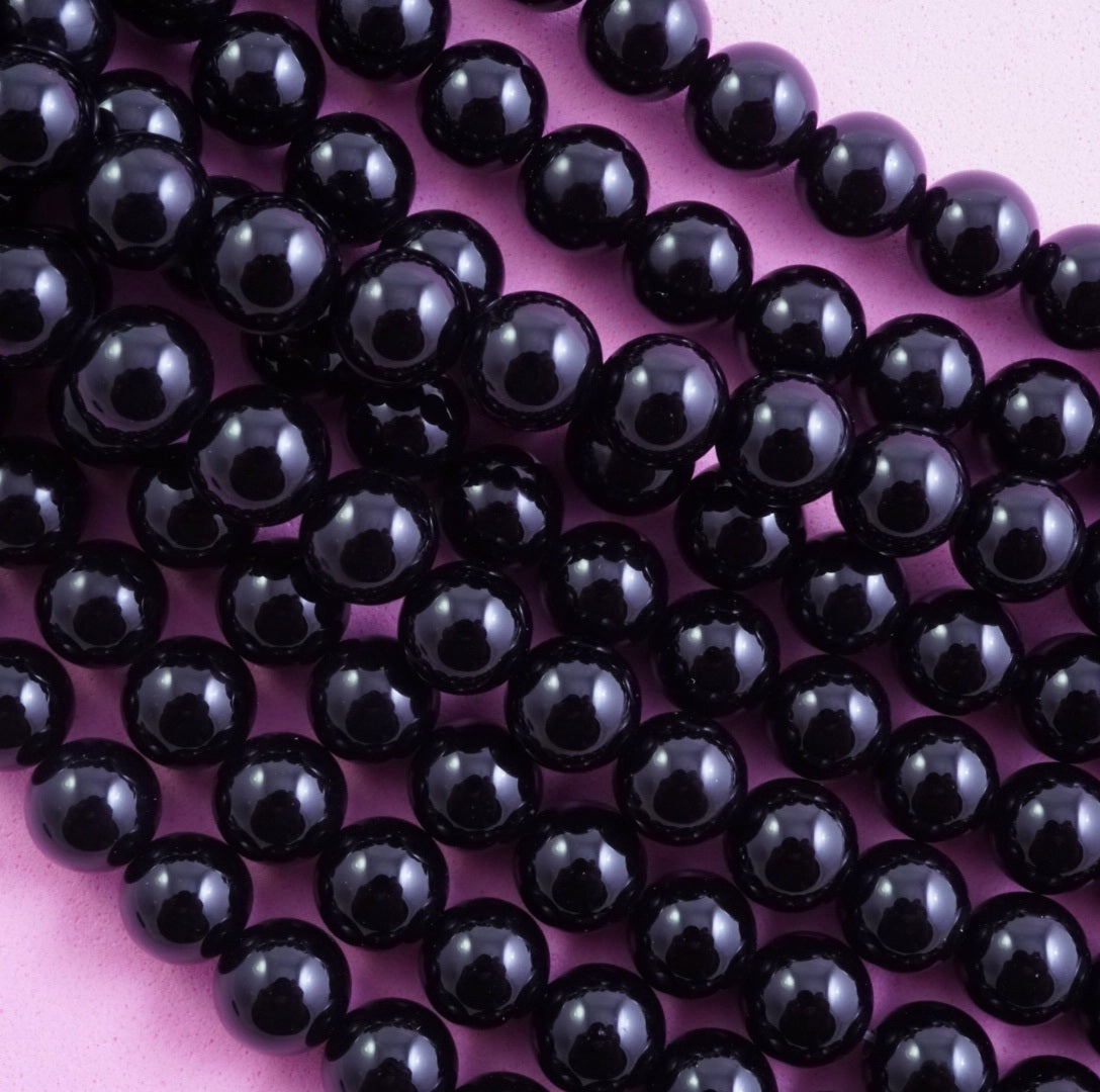 Black Onyx Beads (Round)(Smooth)(4mm)(6mm)(8mm)(10mm)(12mm)(18mm)(20mm)(16"Strand)