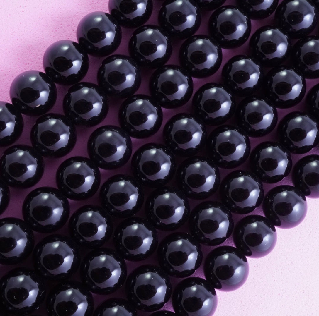 Black Onyx Beads (Round)(Smooth)(4mm)(6mm)(8mm)(10mm)(12mm)(18mm)(20mm)(16"Strand)