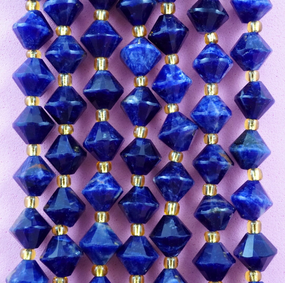 Sodalite (Bicone)(Faceted)(8mm)(16"Strand)