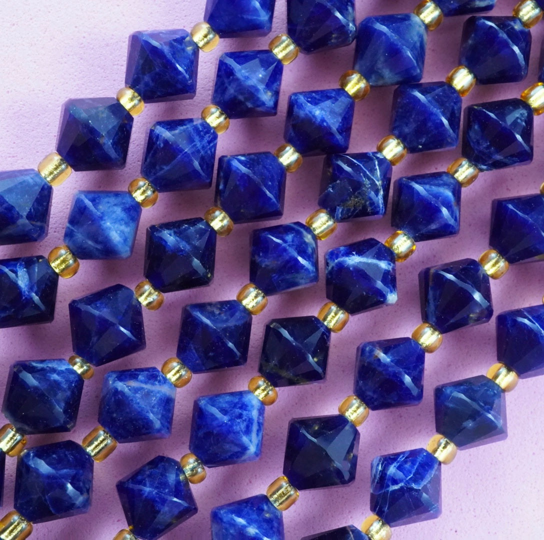 Sodalite (Bicone)(Faceted)(8mm)(16"Strand)