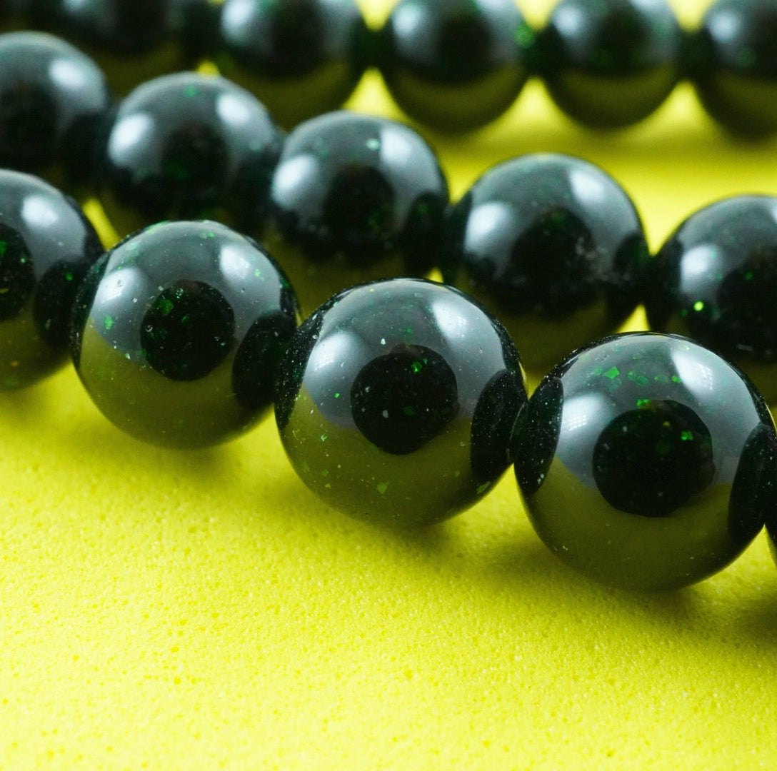 Green Goldstone (Round)(Smooth)(4mm)(6mm)(8mm)(10mm) (12mm)(16"Strand)