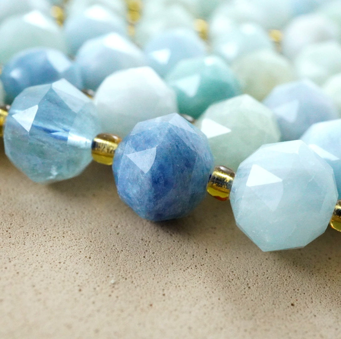 Aquamarine (Rondelle)(Triangle-Faceted)(10x8mm)(15.5"Strand)