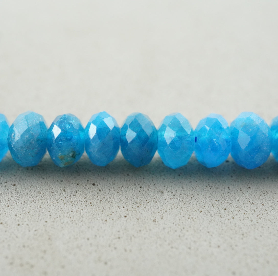 Blue Apatite (Rondelle)(Faceted)(5x4mm)(15.5"Strand)