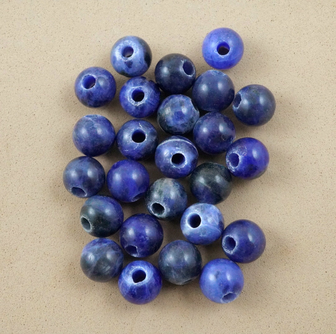 Sodalite (Large Hole)(Round)(Smooth)(8mm)(10mm)(8"Strand)