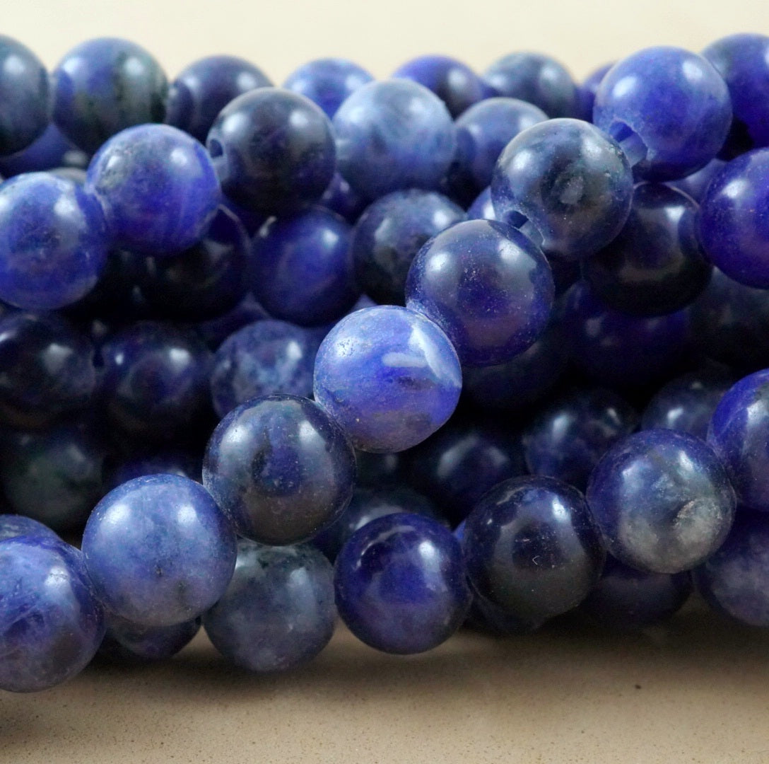 Sodalite (Large Hole)(Round)(Smooth)(8mm)(10mm)(8"Strand)