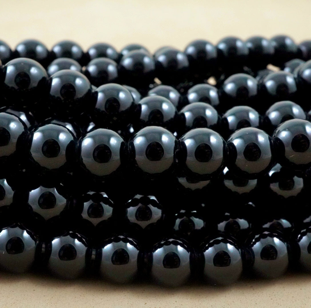 Black Onyx (Large Hole)(Round)(Smooth)(8mm)(10mm)(8"Strand)