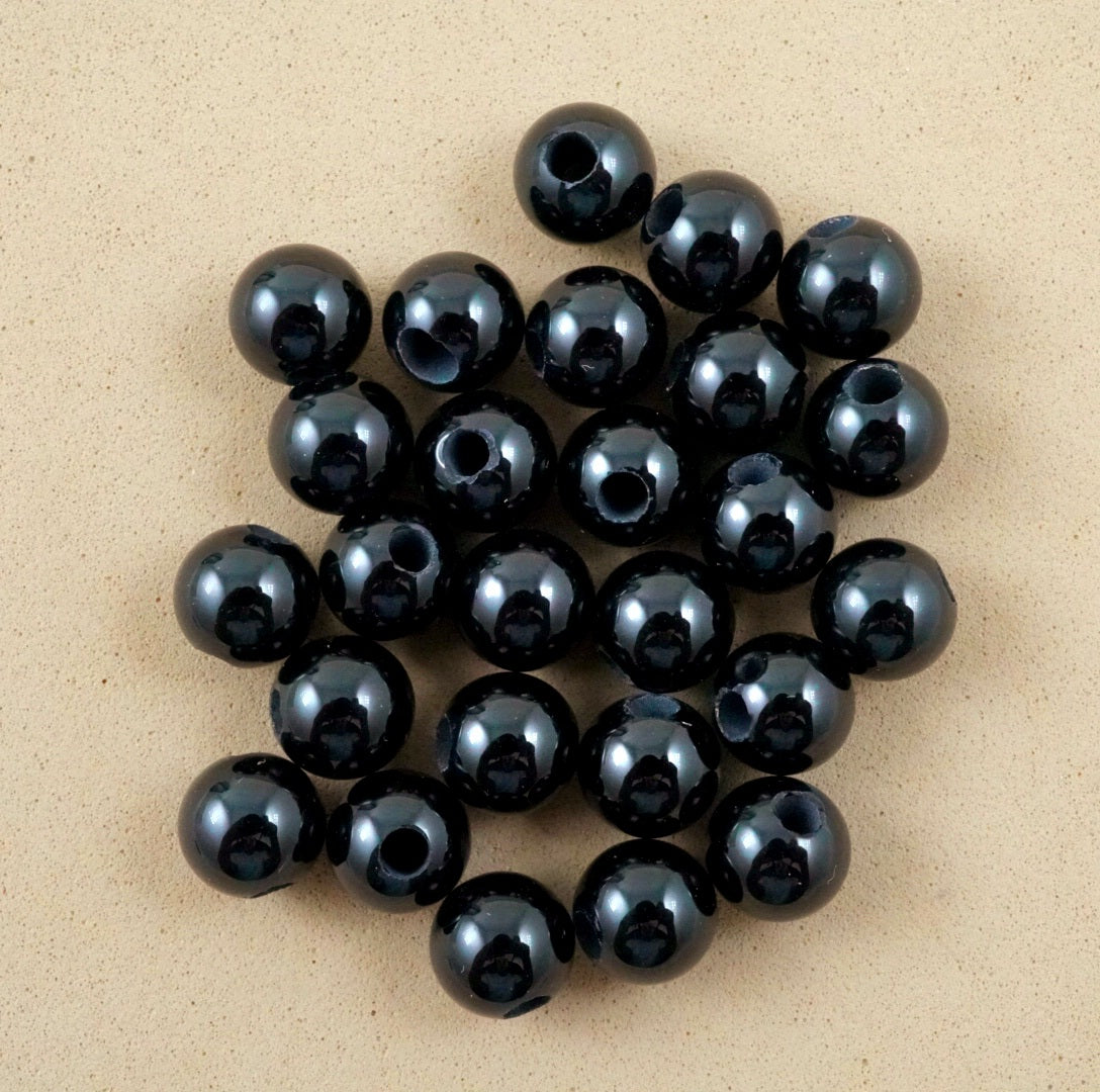 Black Onyx (Large Hole)(Round)(Smooth)(8mm)(10mm)(8"Strand)