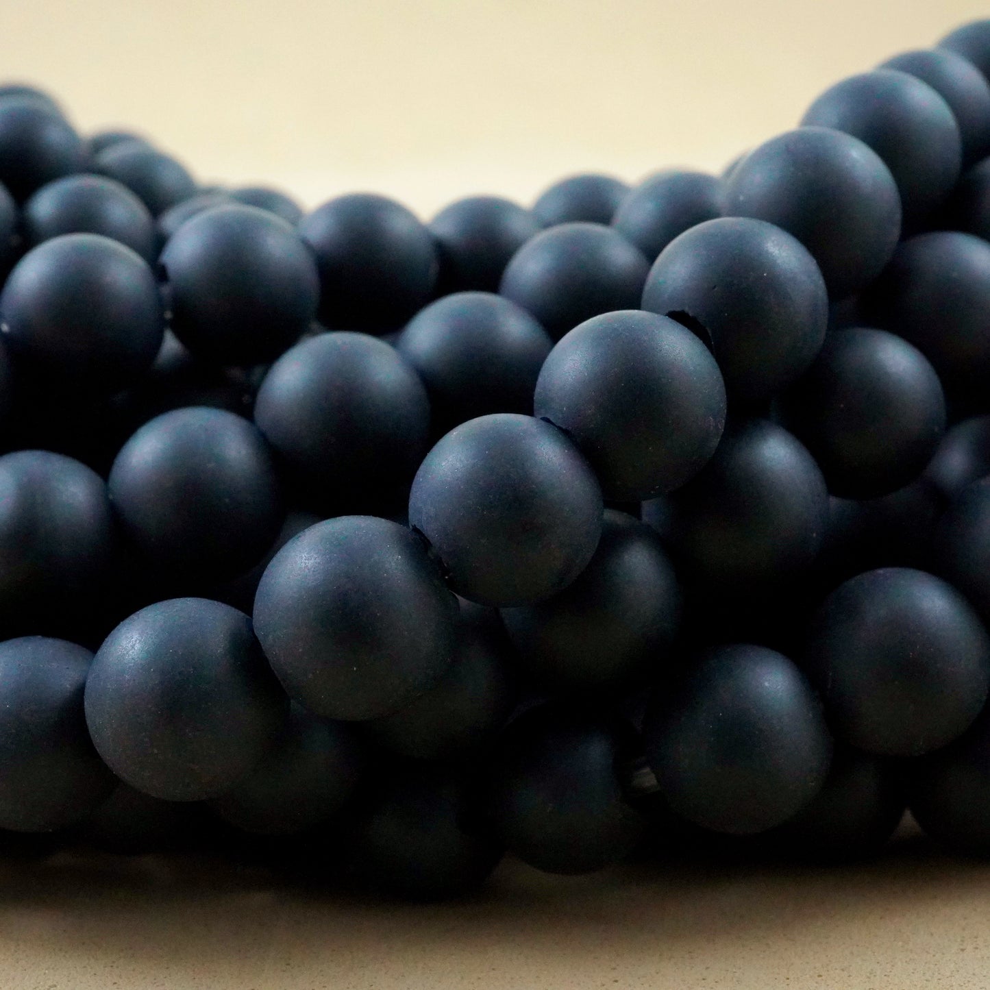 Black Onyx (Large Hole)(Round)(Matte)(8mm)(10mm)(8"Strand)