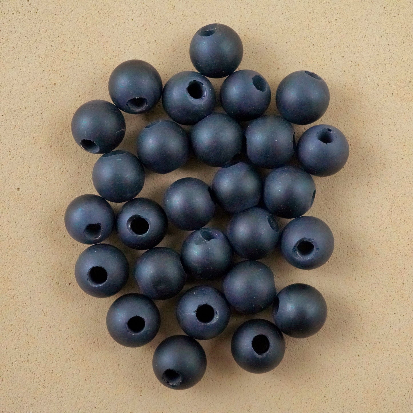 Black Onyx (Large Hole)(Round)(Matte)(8mm)(10mm)(8"Strand)